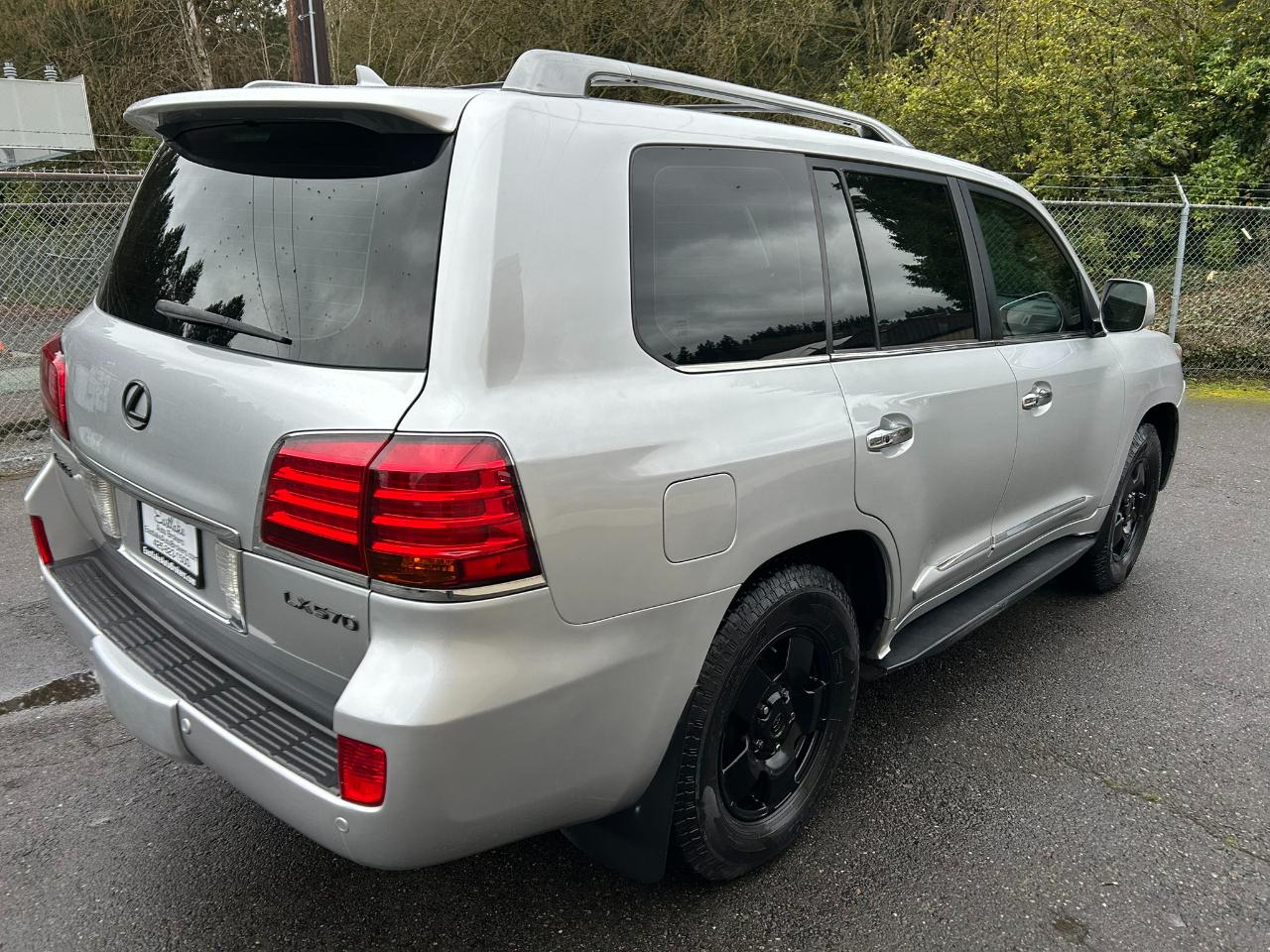Lexus LX 570 Sport Utility 2008