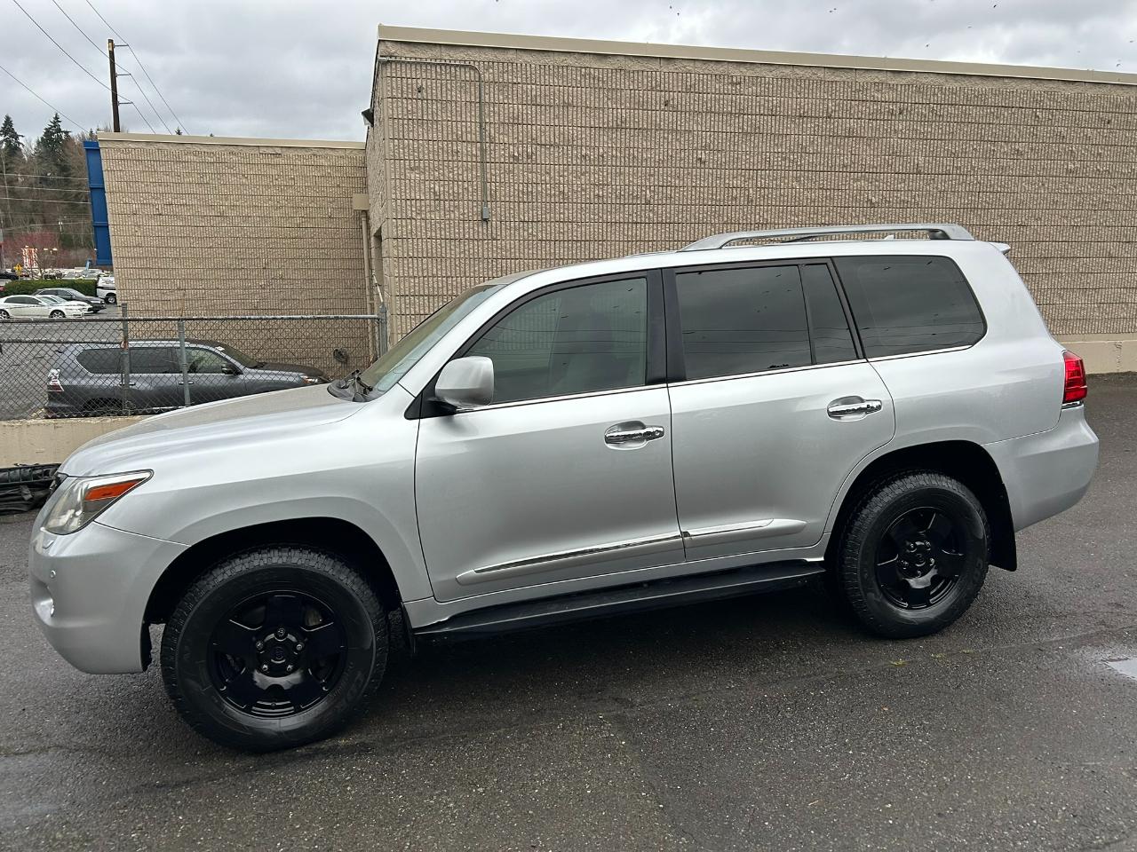Lexus LX 570 Sport Utility 2008