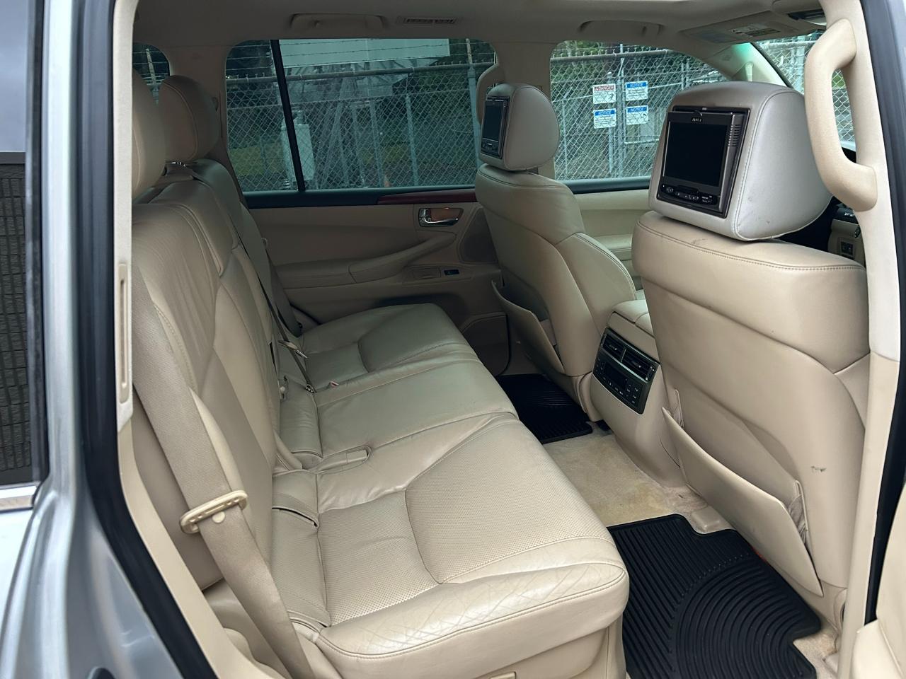 Lexus LX 570 Sport Utility 2008