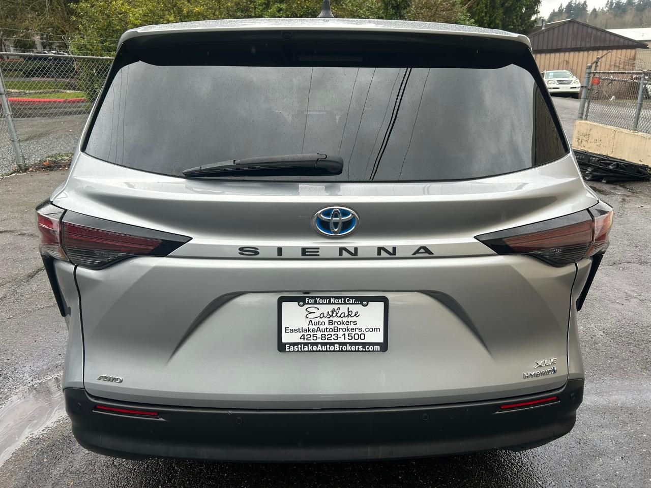 Toyota Sienna XLE 7-Passenger AWD 2023