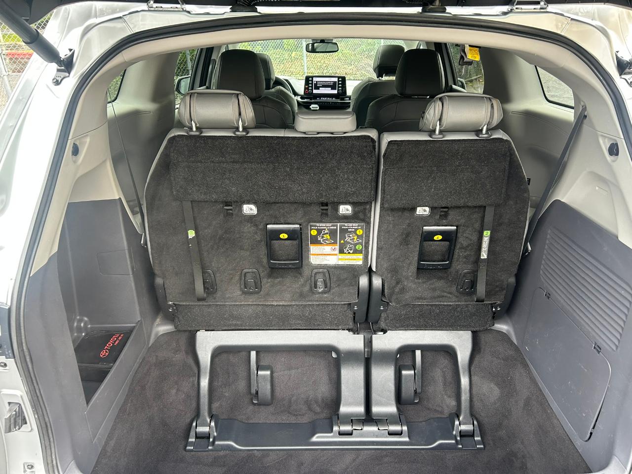 Toyota Sienna XLE 7-Passenger AWD 2023