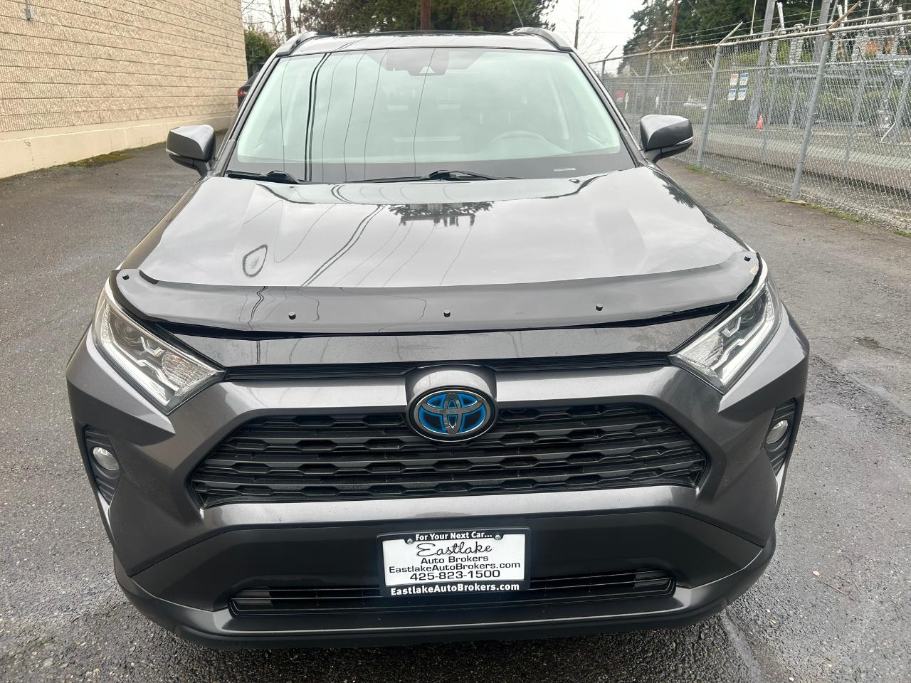 Toyota RAV4 Hybrid XLE 2020