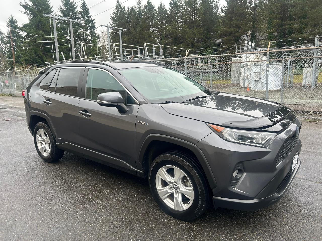 Toyota RAV4 Hybrid XLE 2020