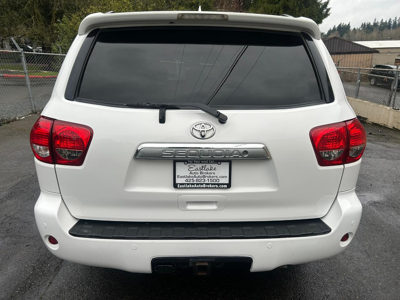 Toyota Sequoia Limited 4WD FFV 2013