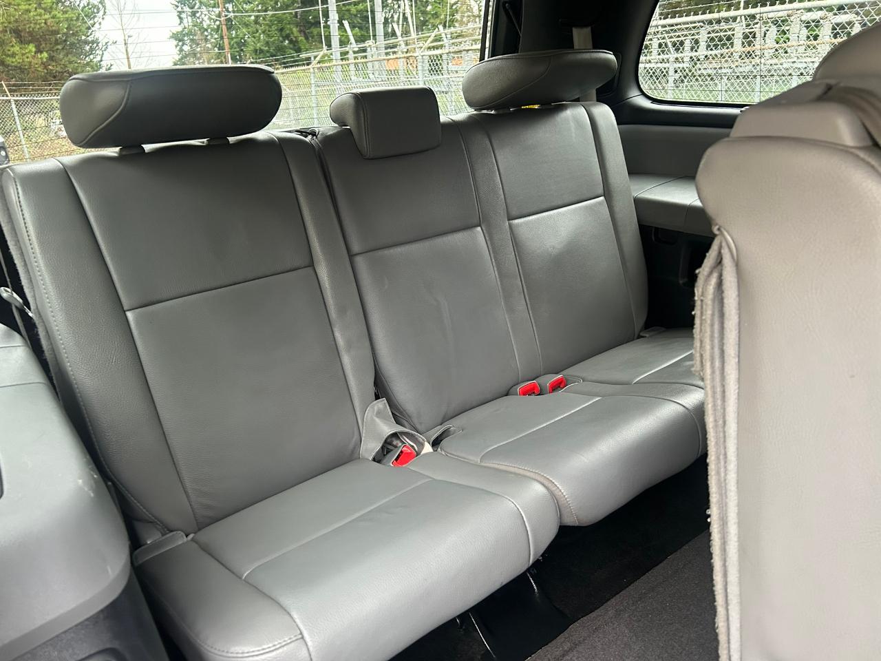 Toyota Sequoia Limited 4WD FFV 2013