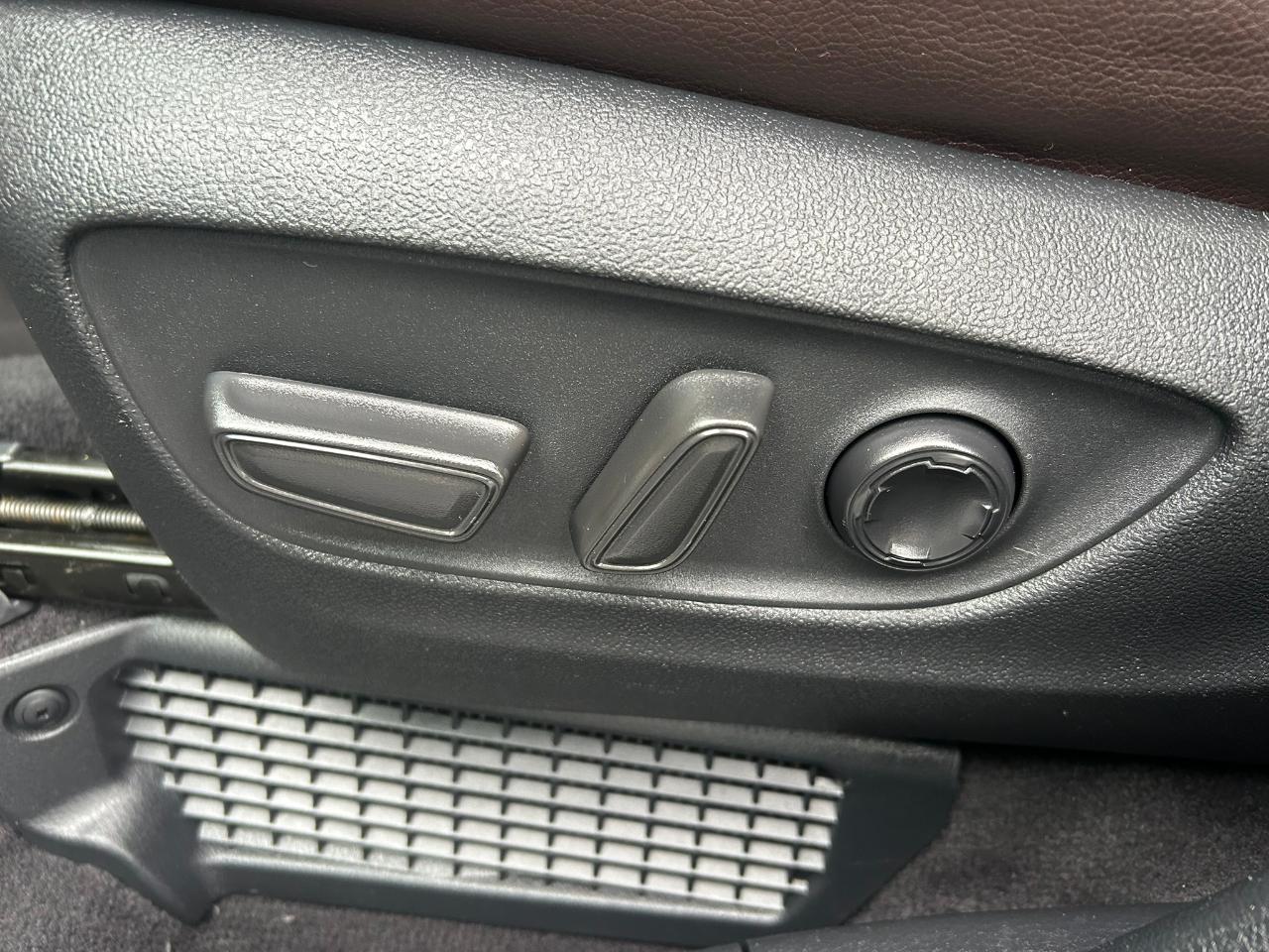 Toyota Sienna Platinum 7-Passenger AWD 2023