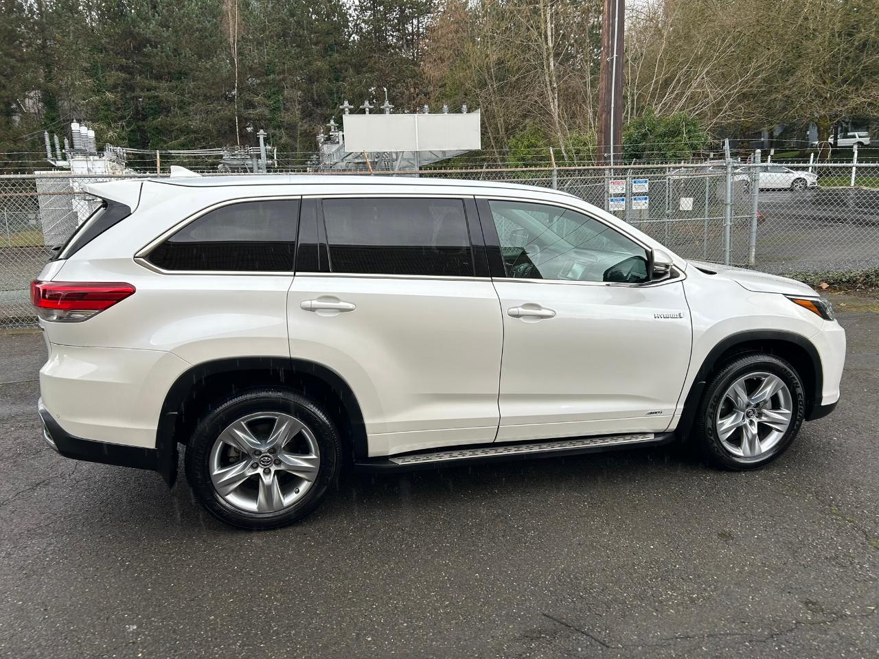 Toyota Highlander Hybrid  2017