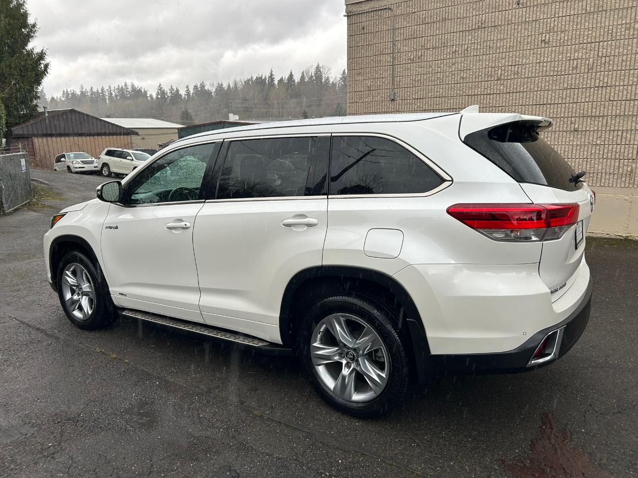 Toyota Highlander Hybrid  2017