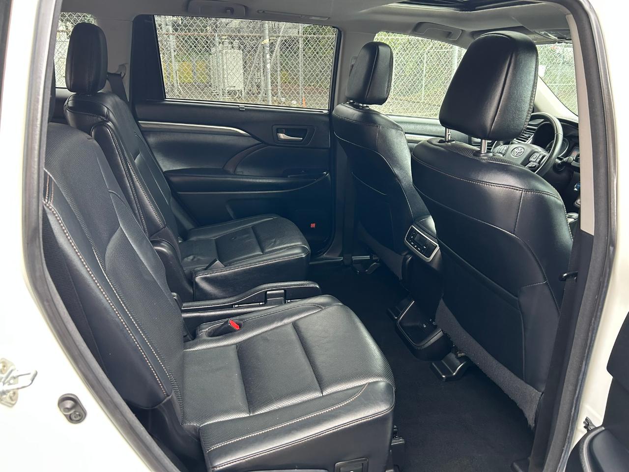 Toyota Highlander Hybrid  2017