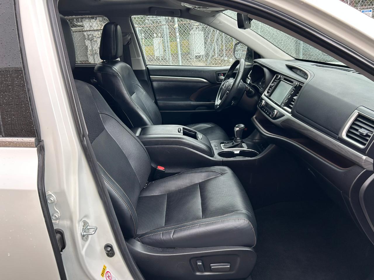 Toyota Highlander Hybrid  2017