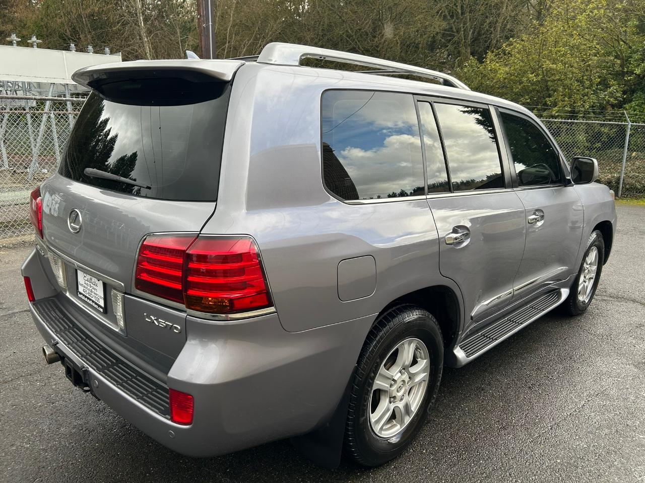 Lexus LX 570 Sport Utility 2008