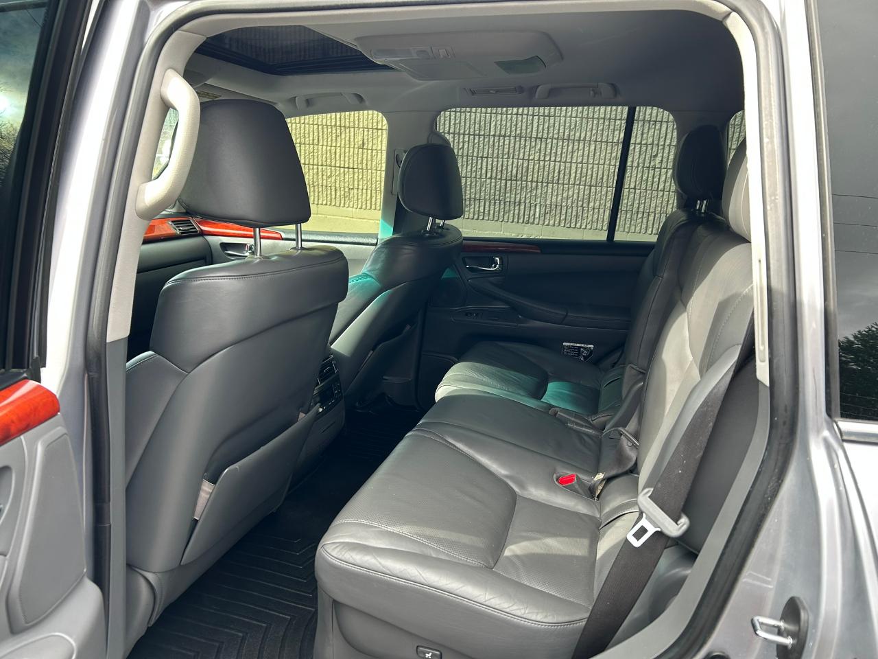 Lexus LX 570 Sport Utility 2008