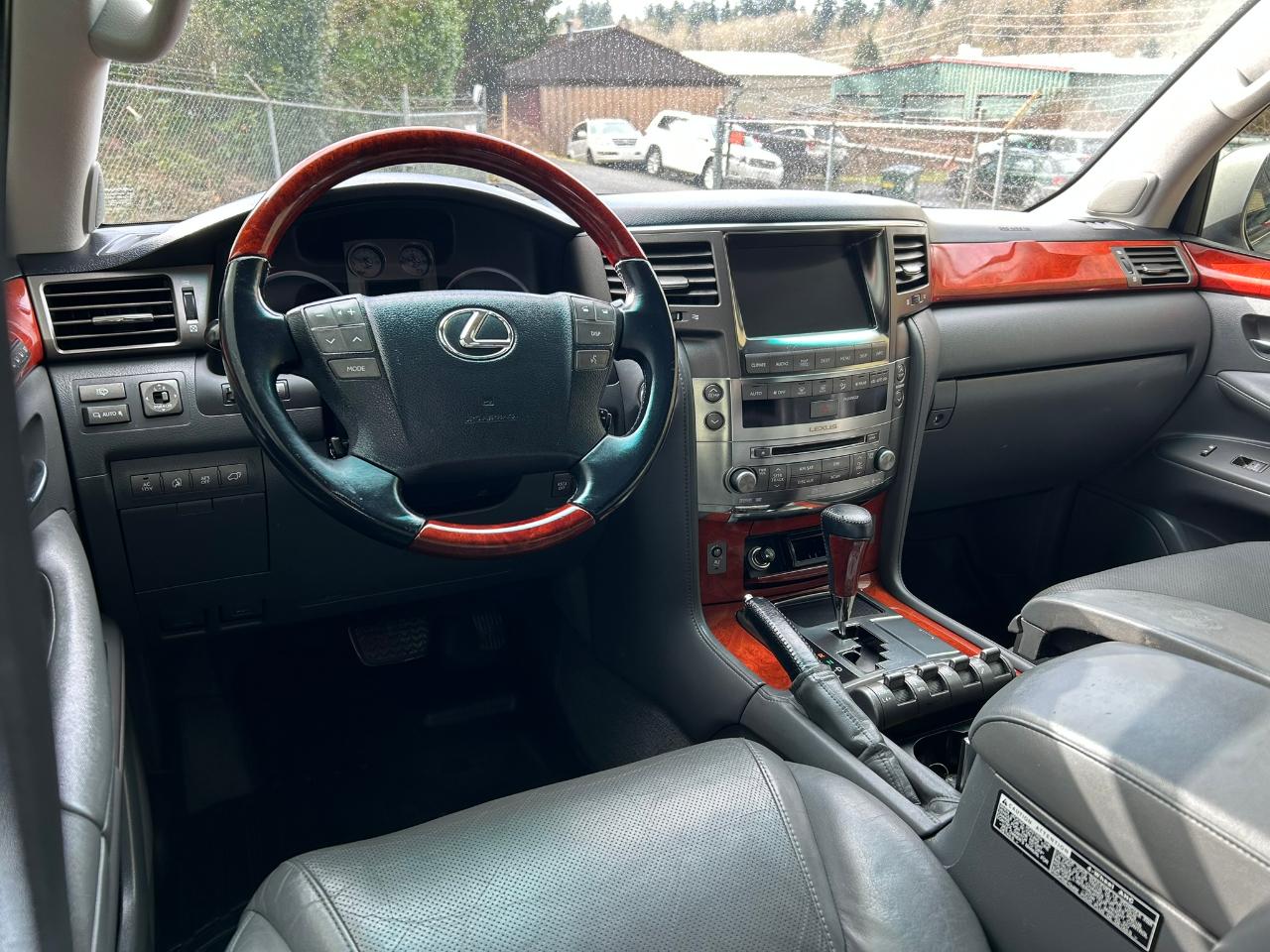 Lexus LX 570 Sport Utility 2008