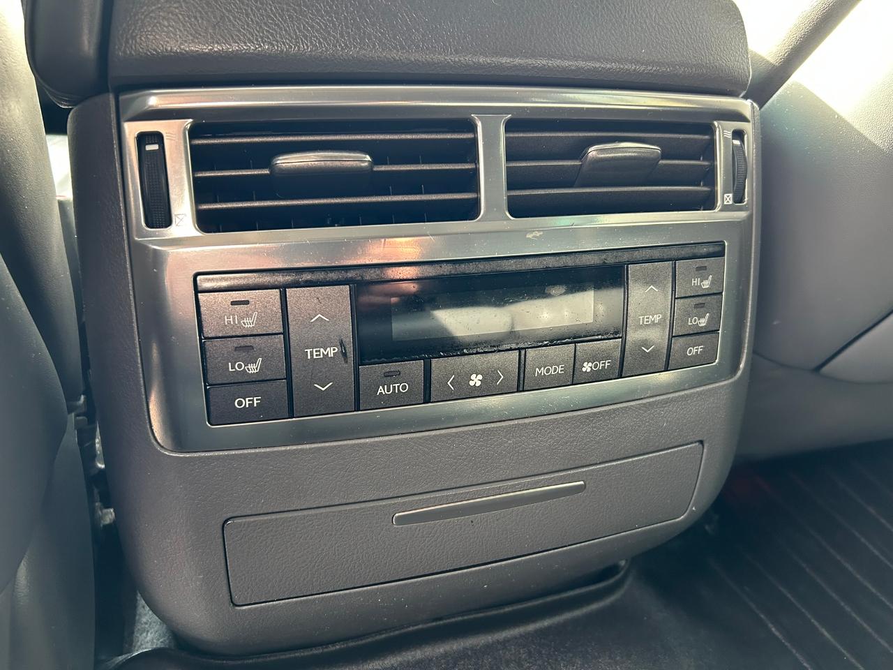 Lexus LX 570 Sport Utility 2008