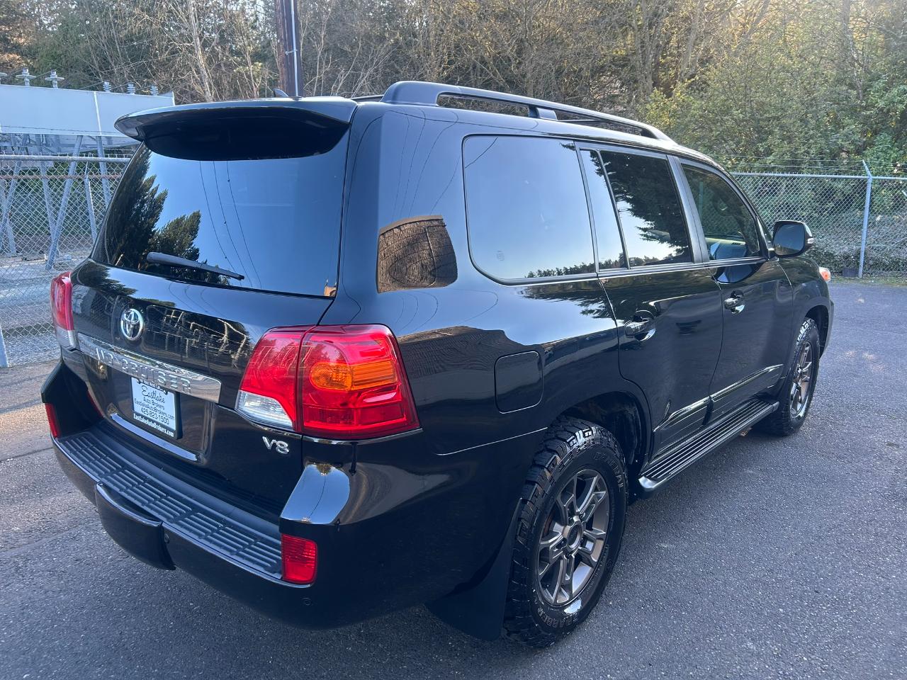 Toyota Land Cruiser 4WD 2013