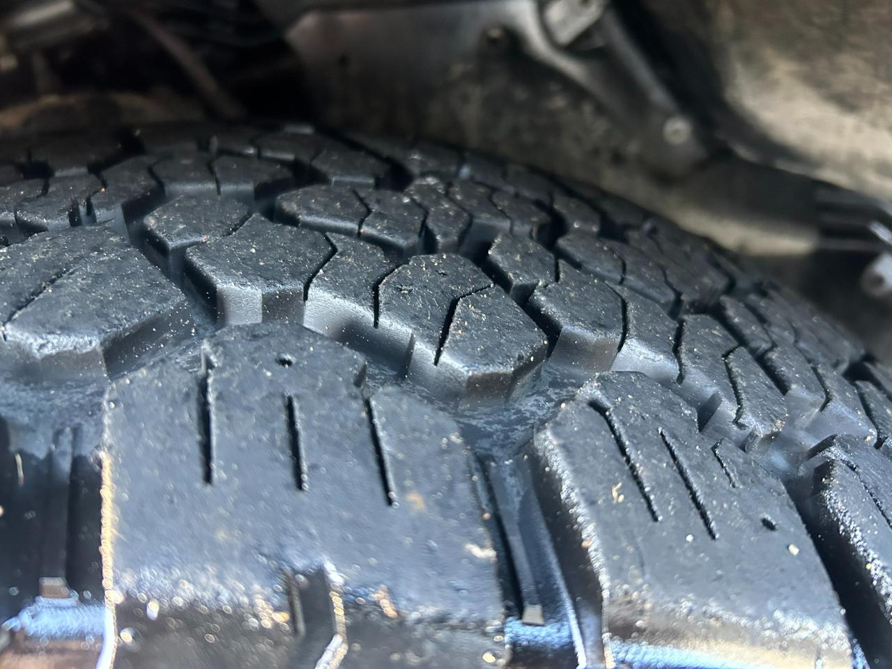 Toyota Land Cruiser 4WD 2013