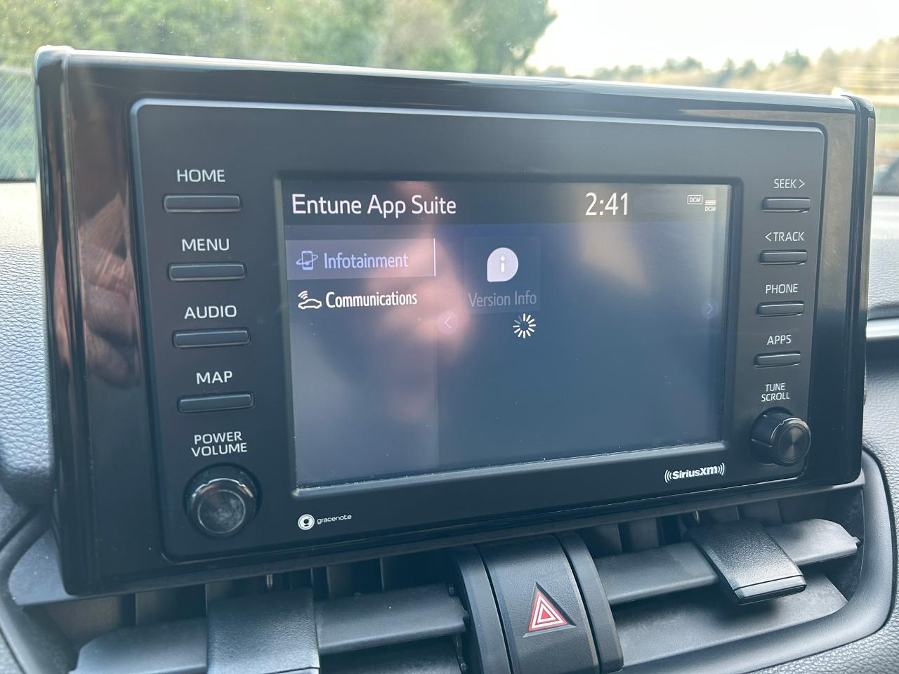 Toyota RAV4 Hybrid LE 2021