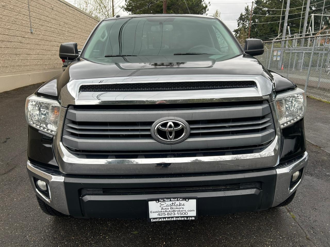 Toyota Tundra  2014