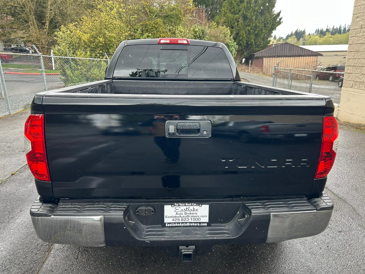 Toyota Tundra  2014