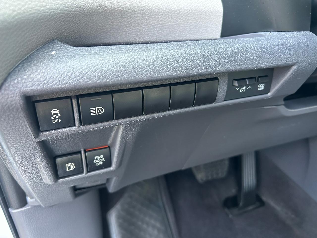 Toyota Sienna XLE 7-Passenger AWD 2023