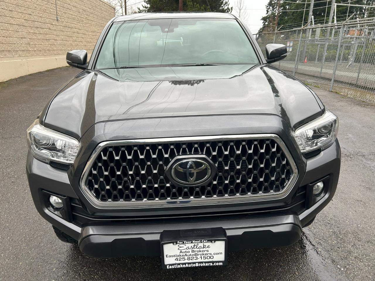Toyota Tacoma  2018
