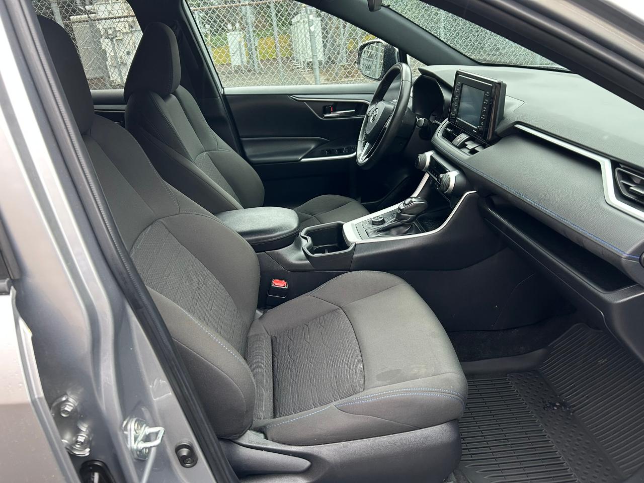 Toyota RAV4 Hybrid SE 2022