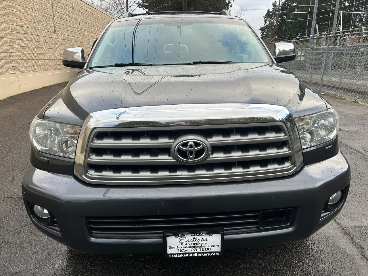 Toyota Sequoia Platinum 4WD FFV 2015