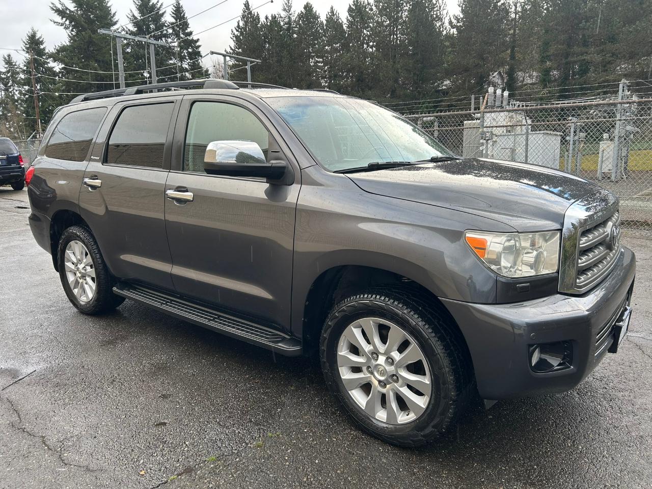 Toyota Sequoia Platinum 4WD FFV 2015