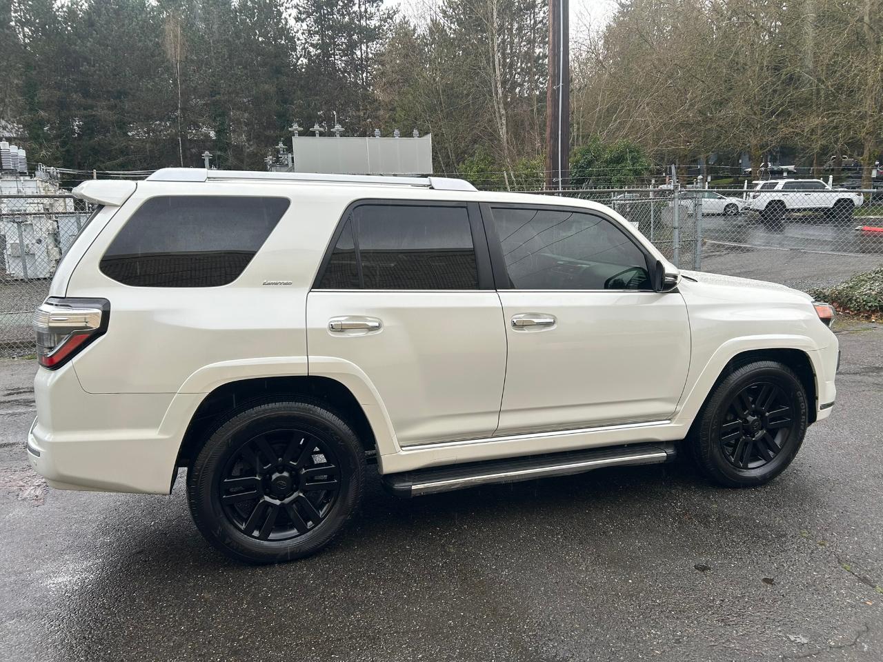 Toyota 4Runner Limited 4WD V6 2016