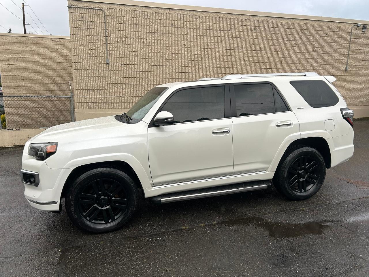 Toyota 4Runner Limited 4WD V6 2016