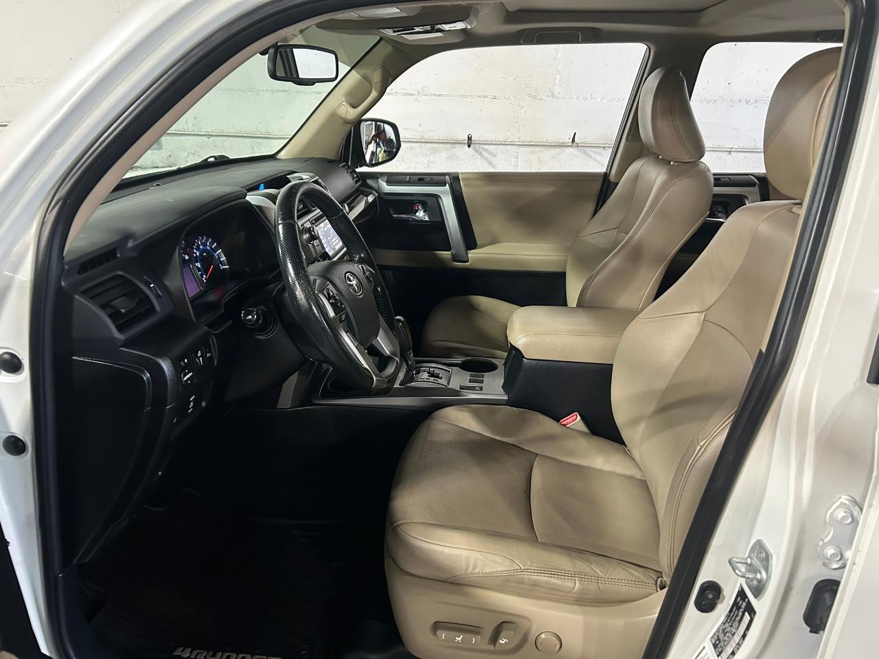 Toyota 4Runner Limited 4WD V6 2016