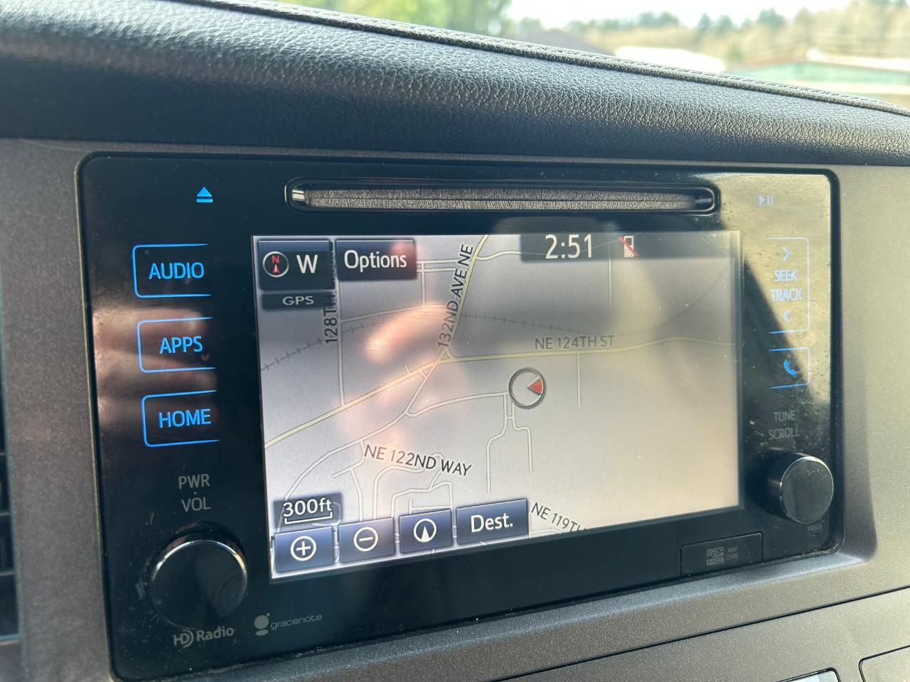 Toyota Sienna XLE Premium 5D Wagon 7 Pass AWD 2015