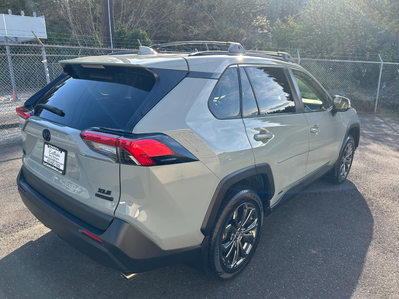 Toyota RAV4 Hybrid XLE Premium 2022