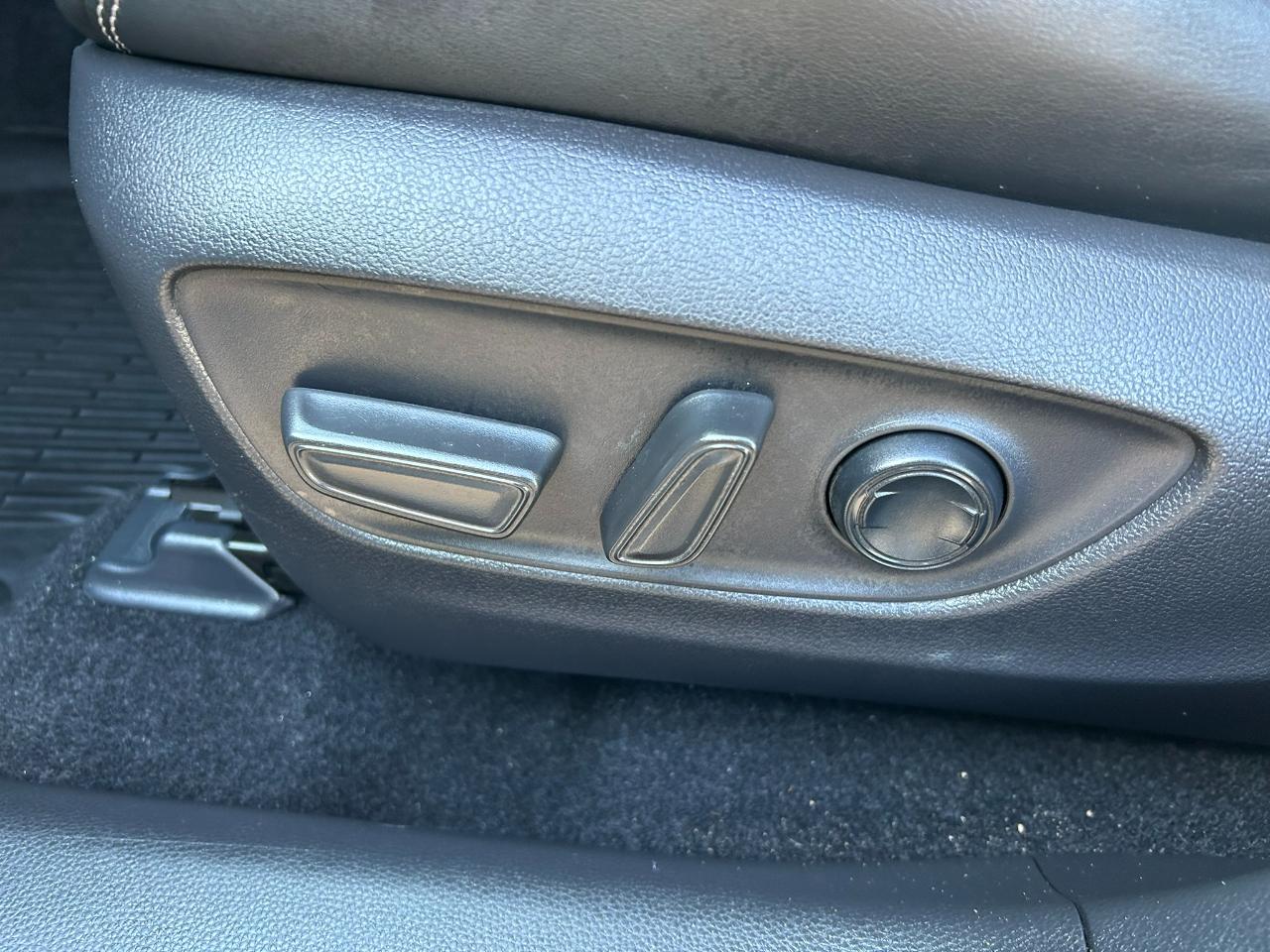 Toyota RAV4 Hybrid XLE Premium 2022