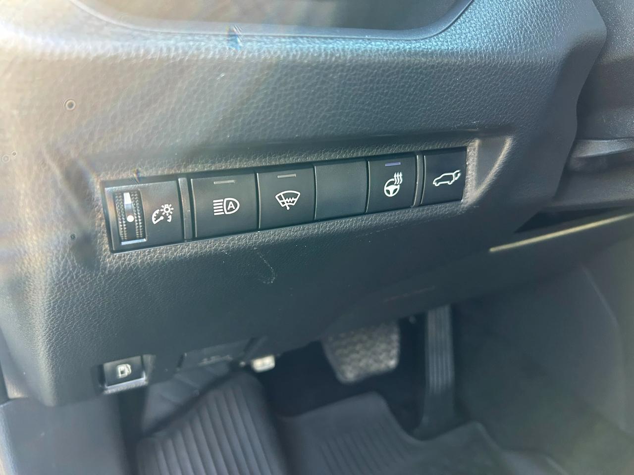 Toyota RAV4 Hybrid XLE Premium 2022