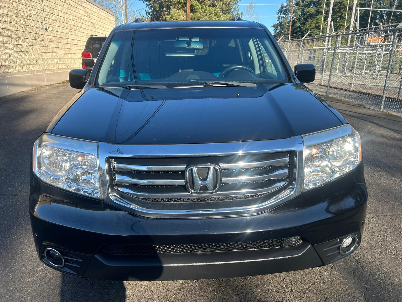 Honda Pilot Touring 4WD 5-Spd AT with DVD 2014