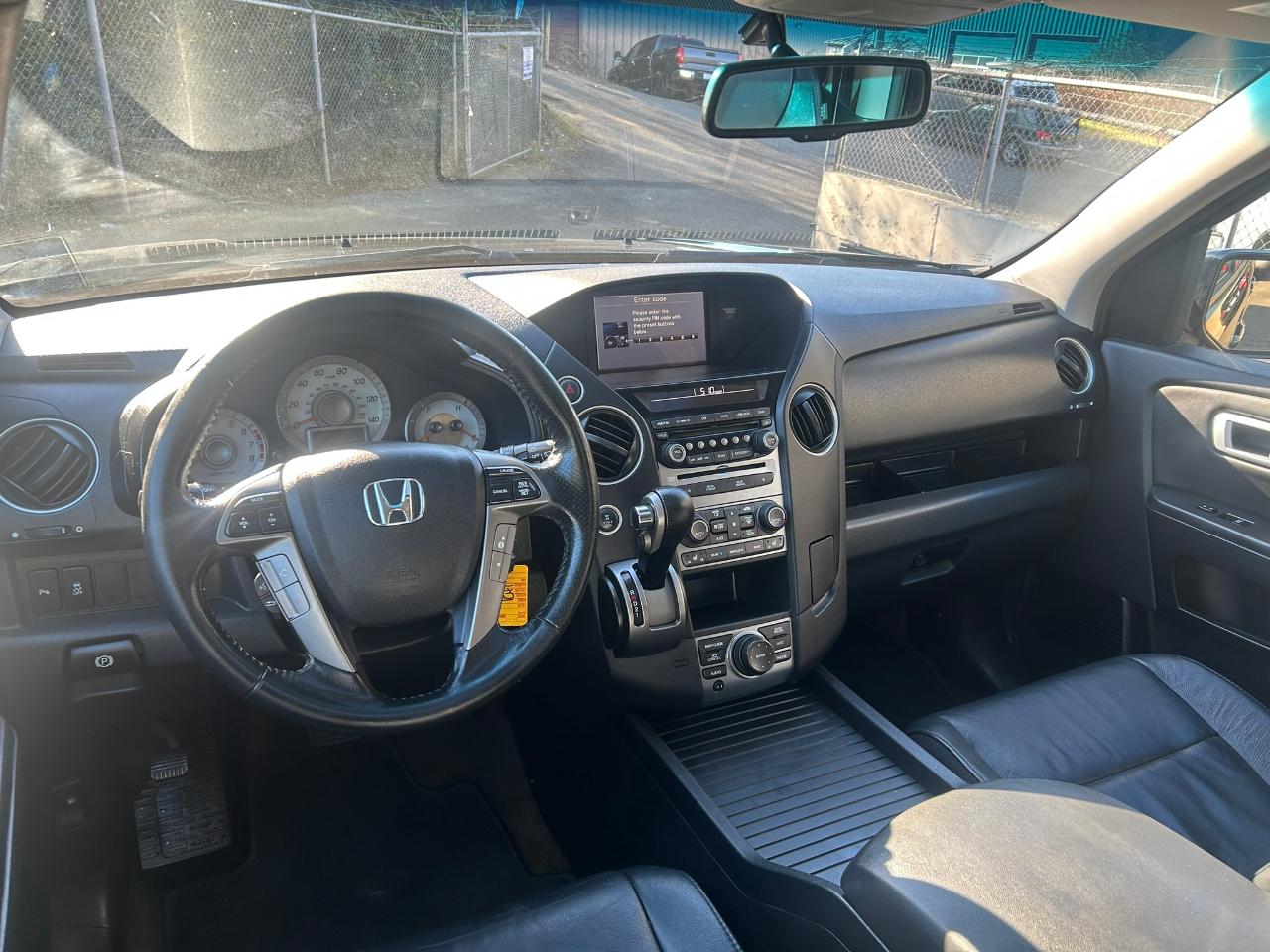 Honda Pilot Touring 4WD 5-Spd AT with DVD 2014