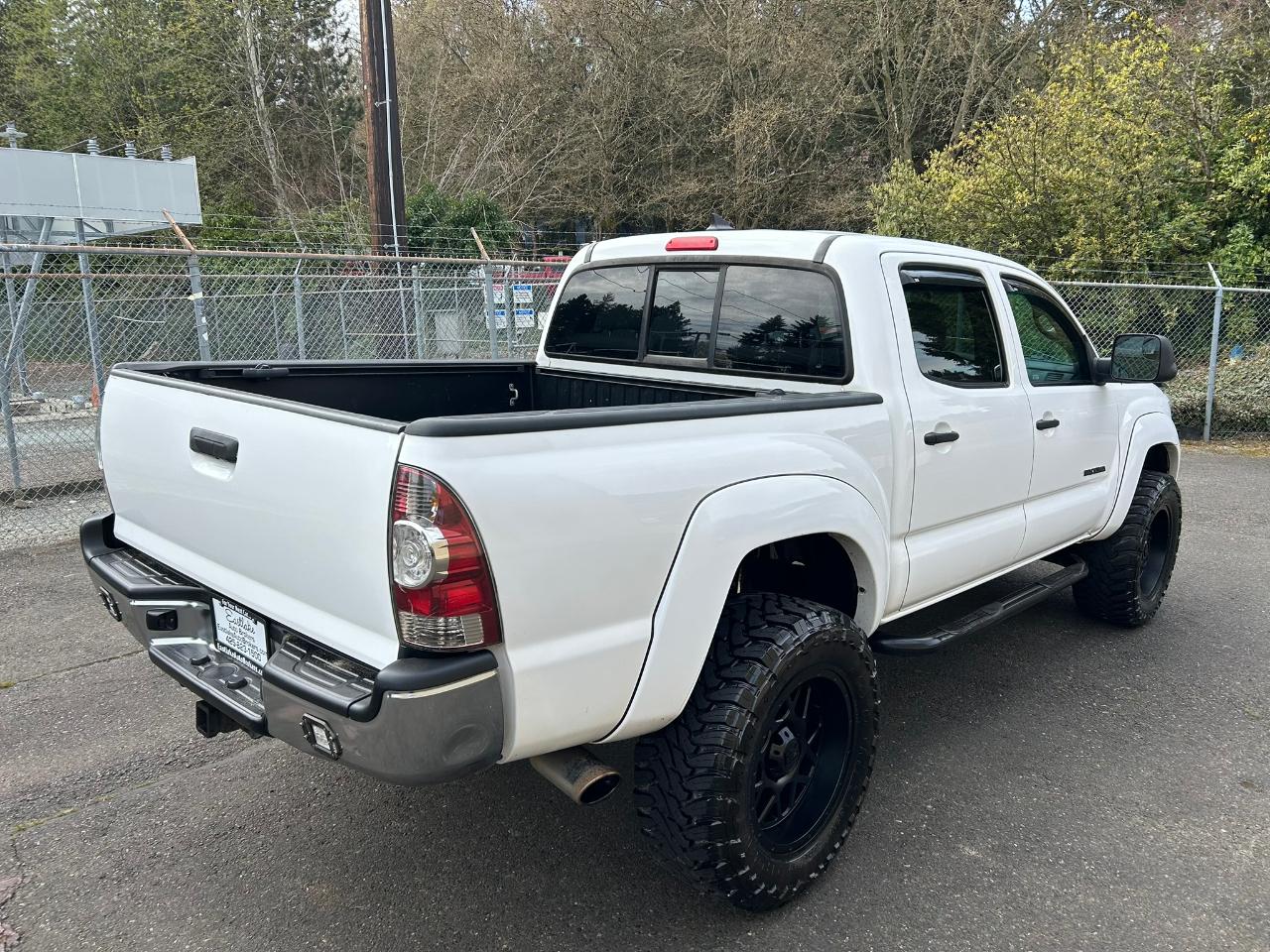 Toyota Tacoma Double Cab V6 5AT 4WD 2015