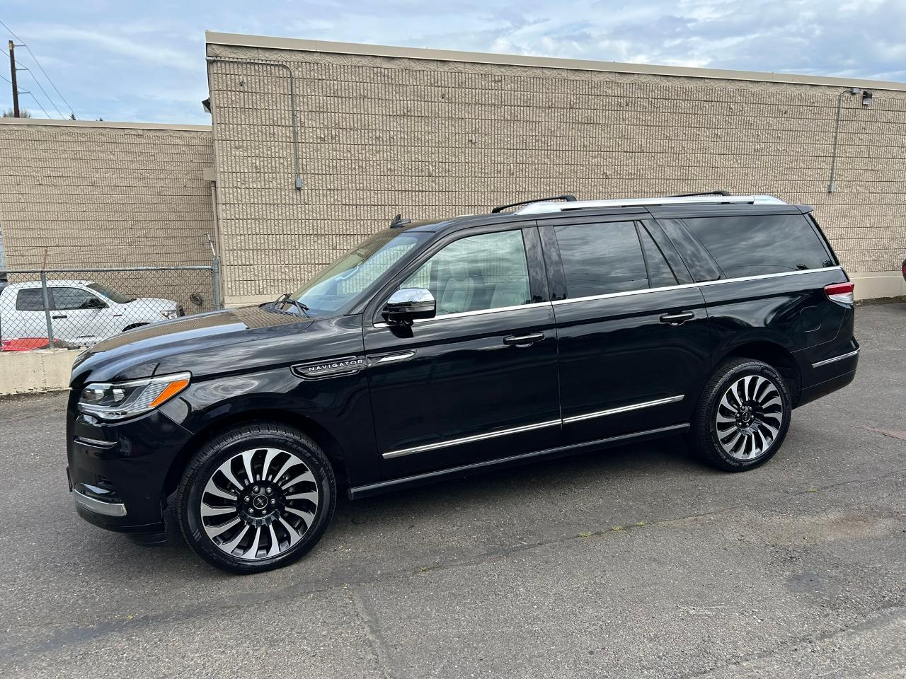 Lincoln Navigator L Black Label 4WD 2022