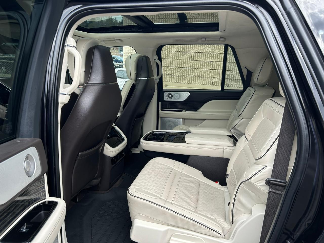 Lincoln Navigator L Black Label 4WD 2022
