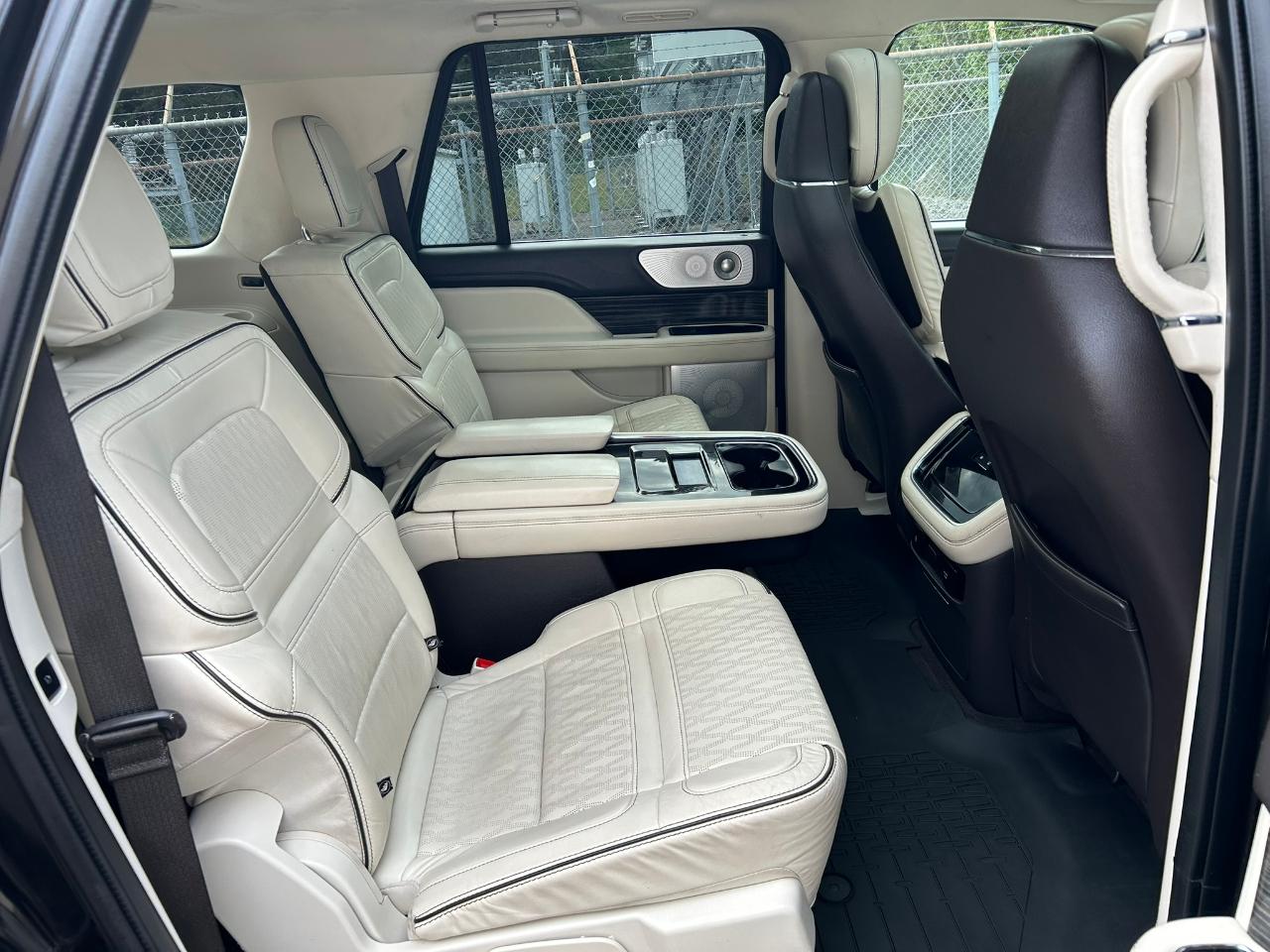 Lincoln Navigator L Black Label 4WD 2022