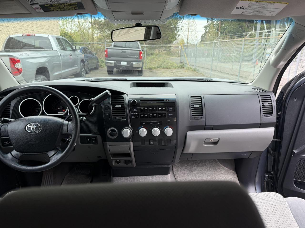 Toyota Tundra Tundra-Grade CrewMax 5.7L FFV 4WD 2010