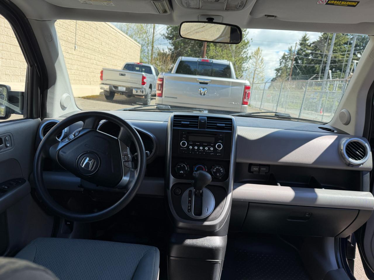 Honda Element EX 4WD AT with Navigation System 2010