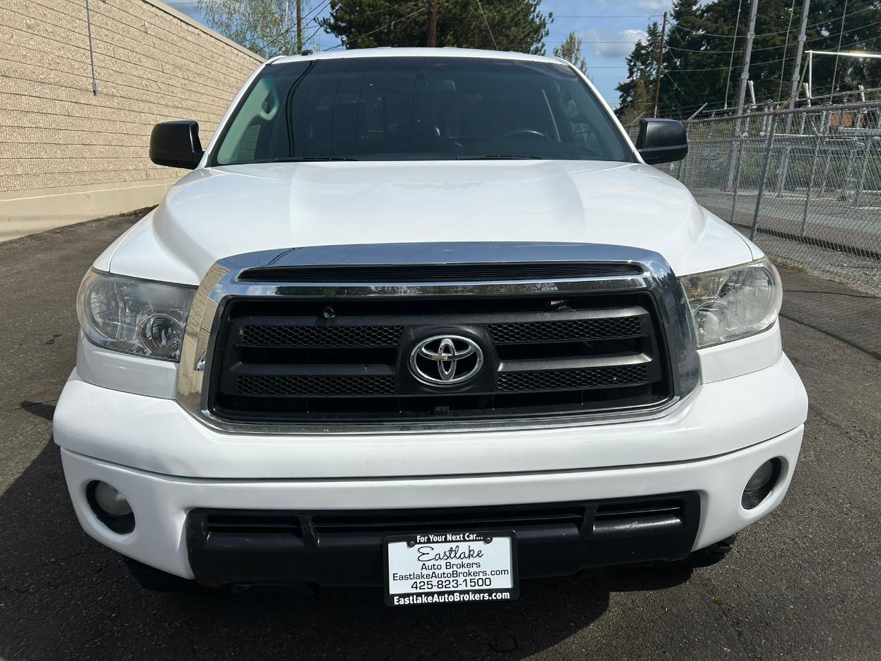 Toyota Tundra  2012