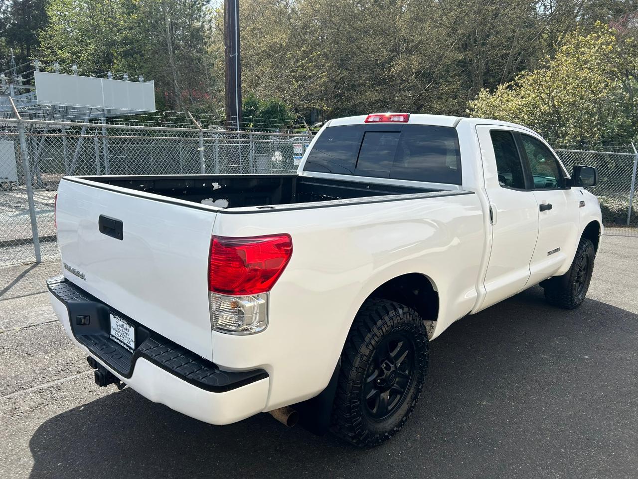 Toyota Tundra  2012