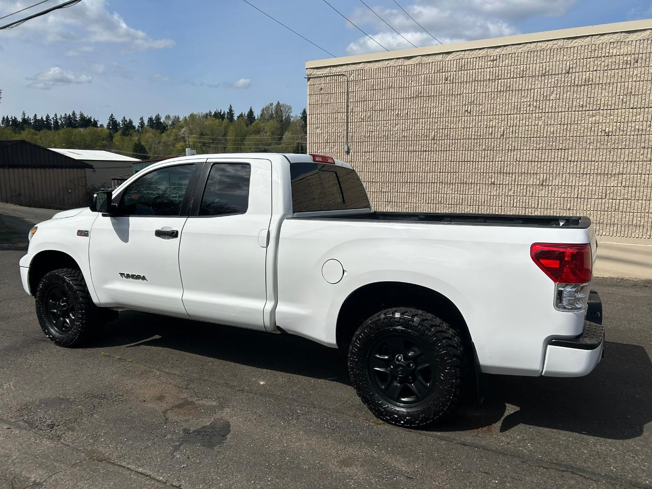 Toyota Tundra  2012