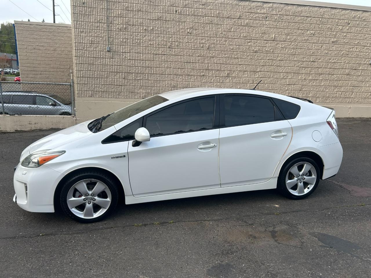 Toyota Prius Prius V 2012