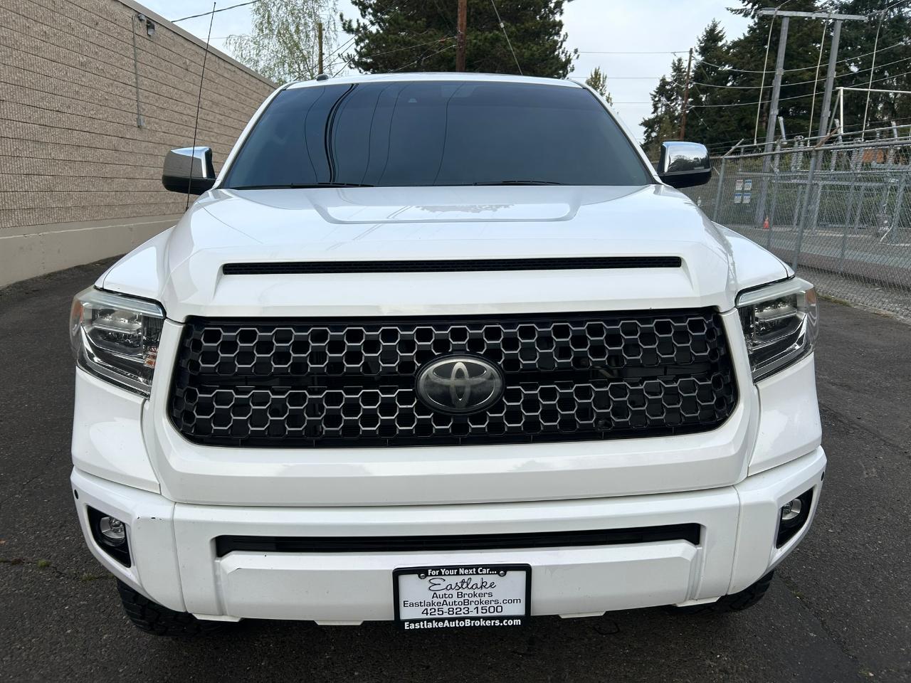 Toyota Tundra Platinum CrewMax 5.7L 4WD 2019