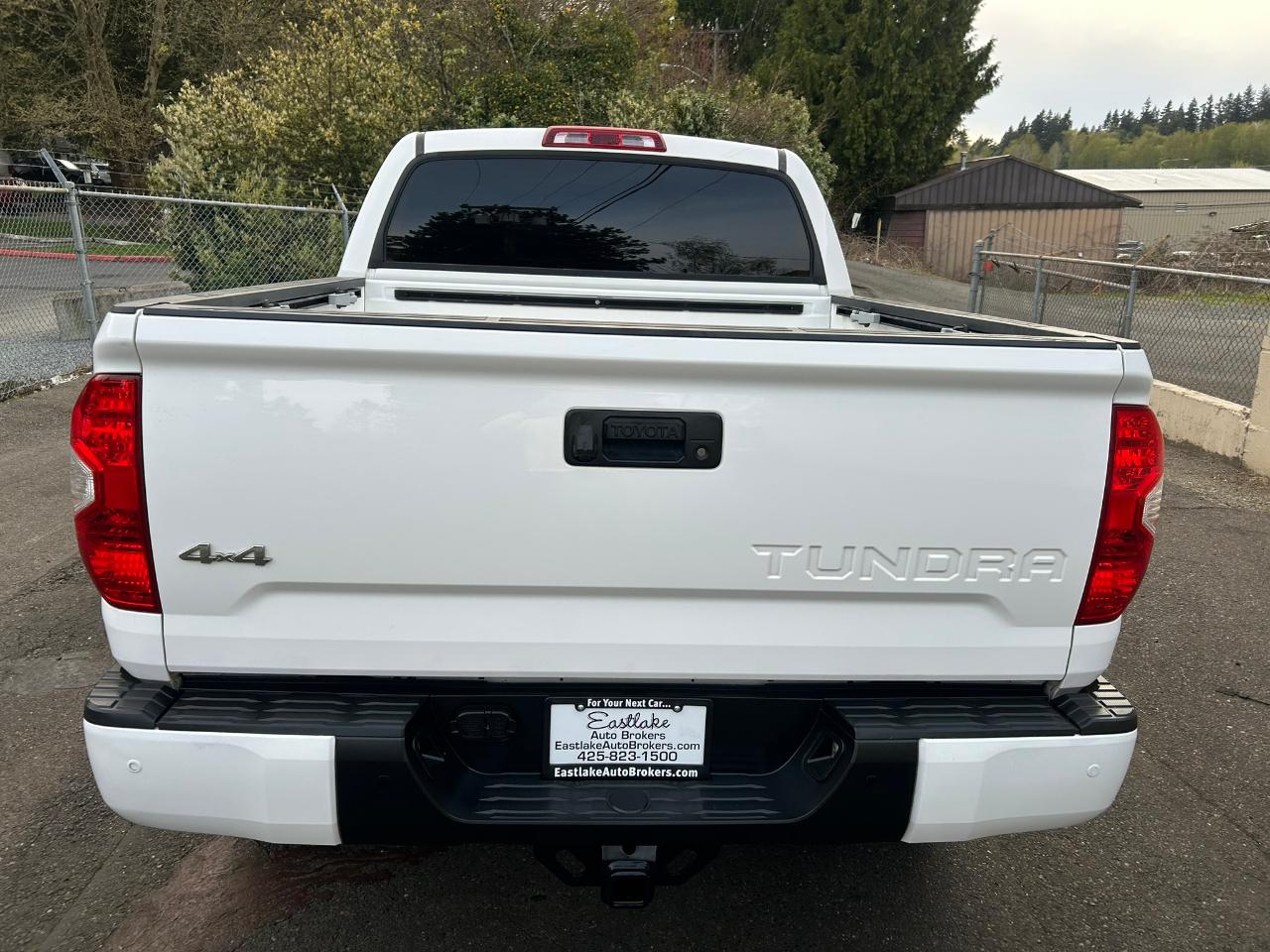 Toyota Tundra Platinum CrewMax 5.7L 4WD 2019