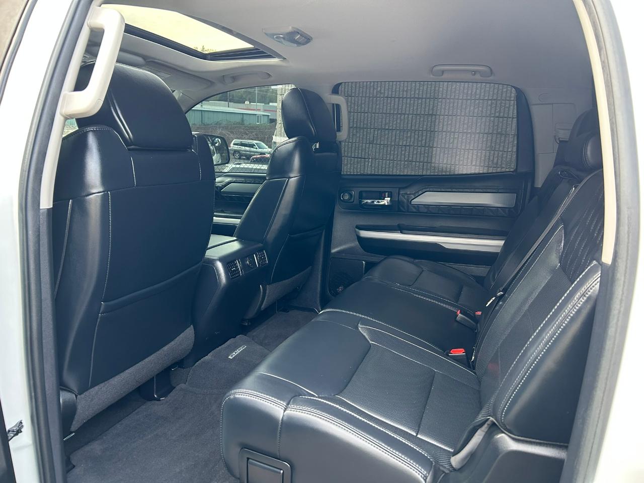 Toyota Tundra Platinum CrewMax 5.7L 4WD 2019